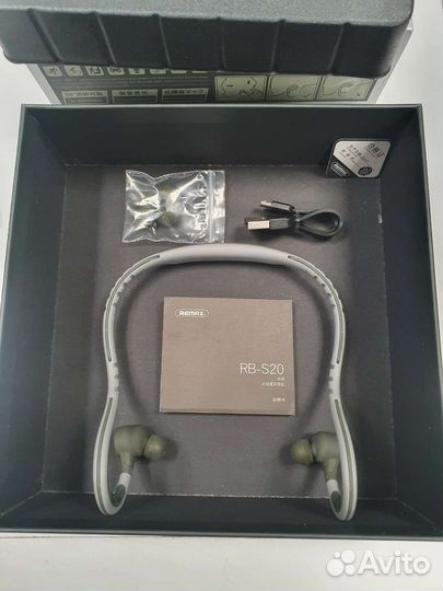 Беспроводные наушники remax