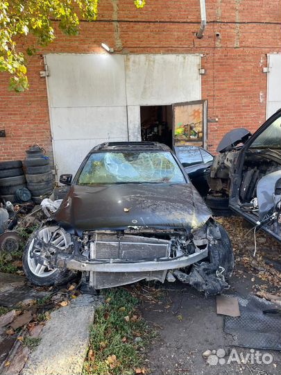 В разборе mercedes w204 AMG рестайл