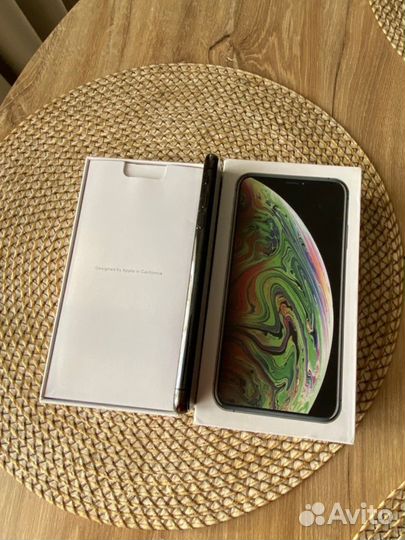 iPhone Xs Max, 64 ГБ