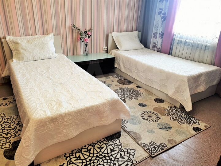 1-к. квартира, 45 м², 1/3 эт.