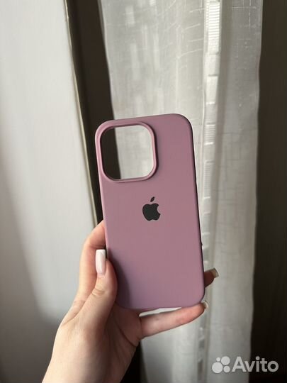 Чехлы на iPhone 14 pro