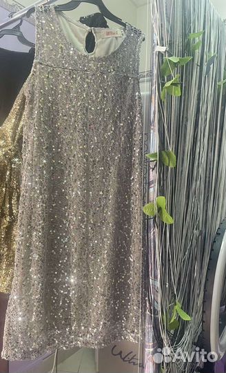 Платье с пайетками