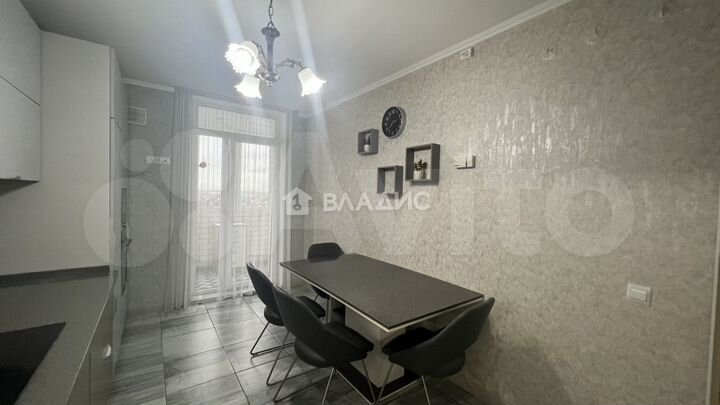 3-к. квартира, 80,4 м², 14/16 эт.