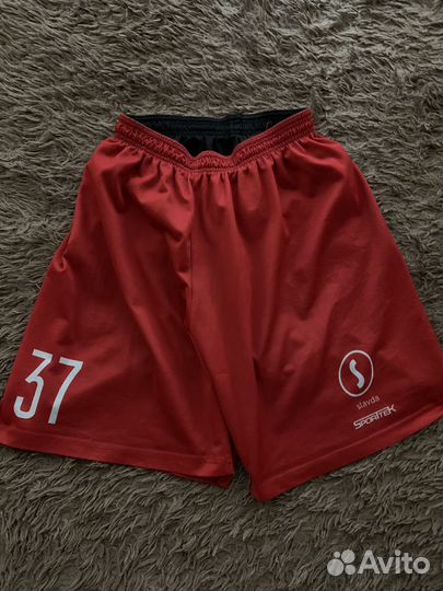 Двухсторонняя игровая форма