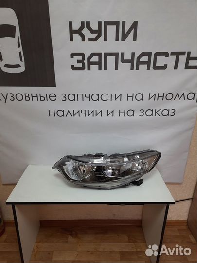 Фара передняя левая Хонда Аккорд 8