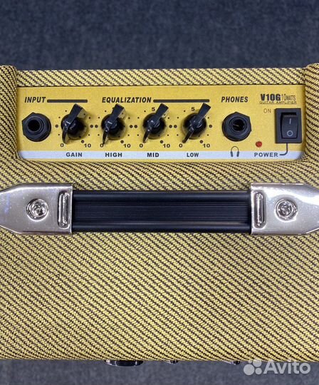 Гитарный комбоусилитель