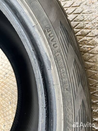 Yokohama Ice Guard G075 255/50 R19