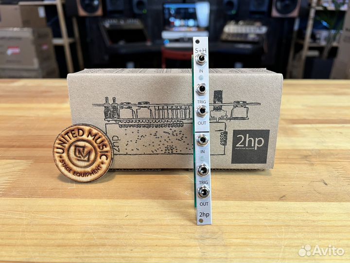 Eurorack модуль 2hp S+H