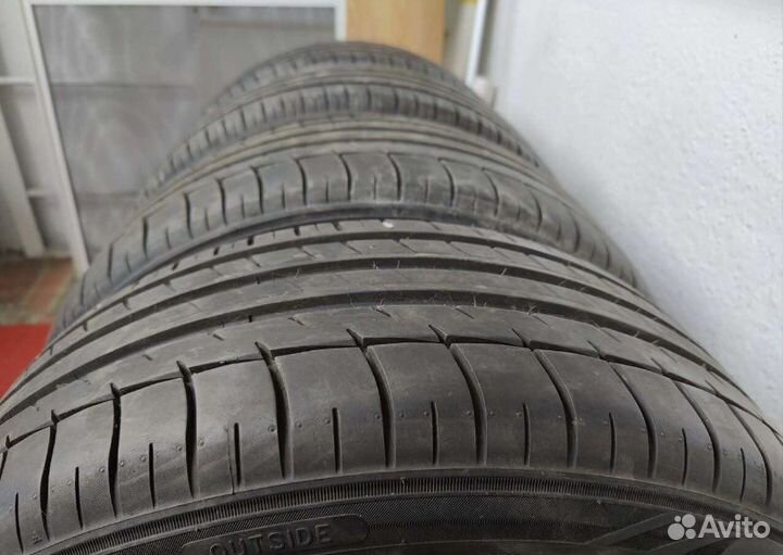 Triangle Sports TH201 205/50 R17