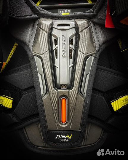 Нагрудник CCM AS-V Pro