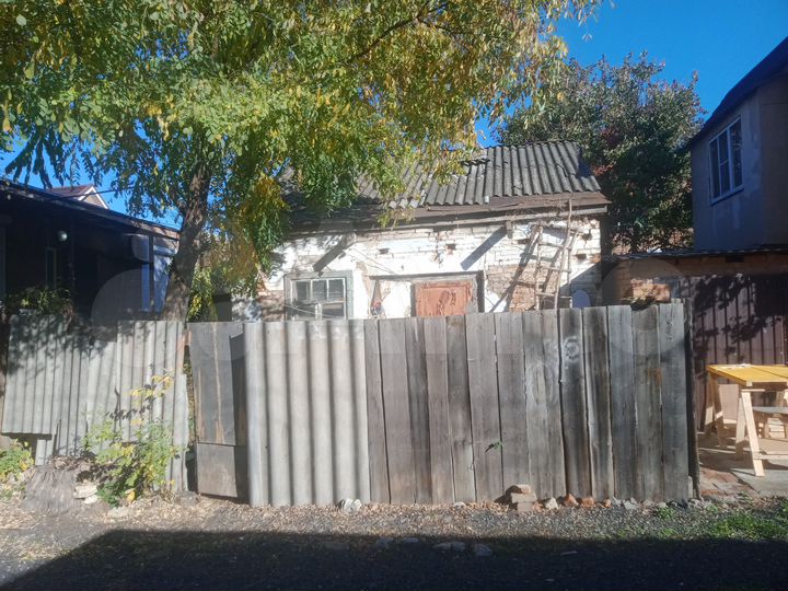 Дом 38 м² на участке 1 сот.