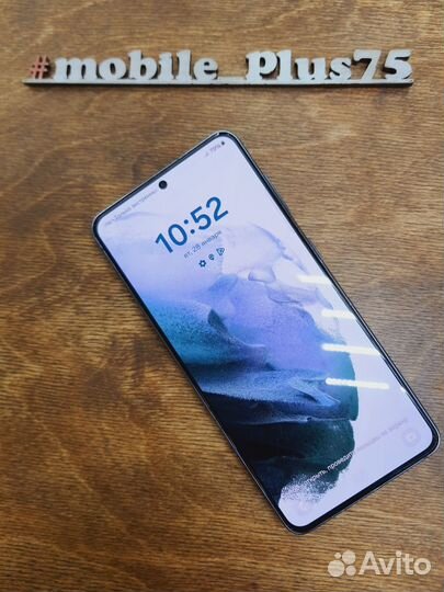 Samsung Galaxy S21, 8/256 ГБ