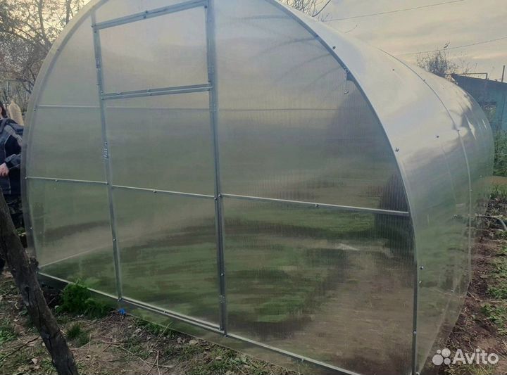 Теплица из поликарбоната