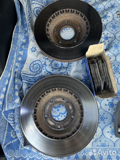 Тормозные диски + колодки на KIA Sportage IV