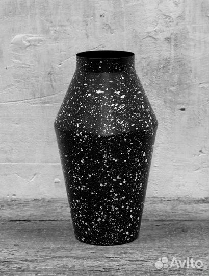 Ваза металическая