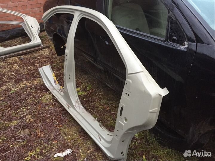 Боковина стойка порог правый для Chevrolet Cobalt