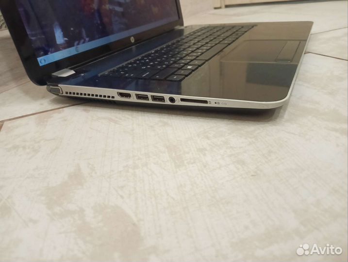 Огромный HP 17.3 AMD A10 4600 8гб 8670