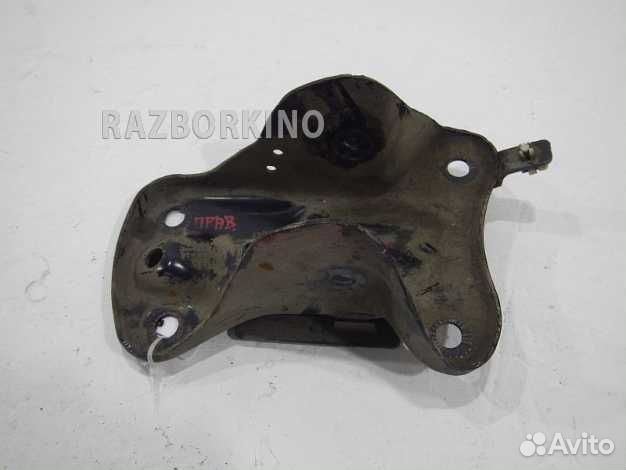 Кронштейн задней балки