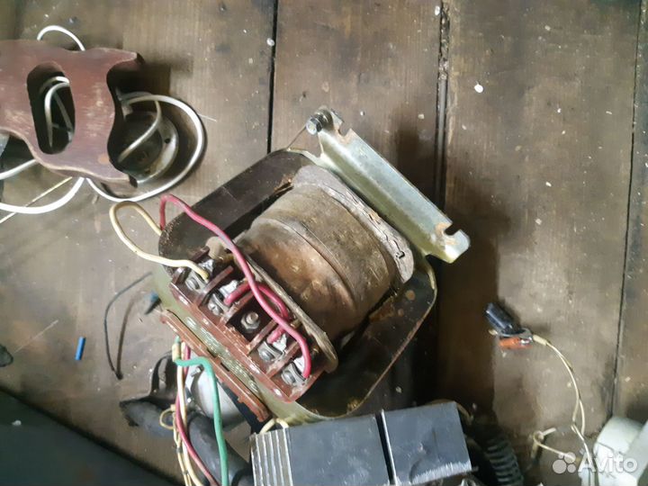 Понижающий трансформатор