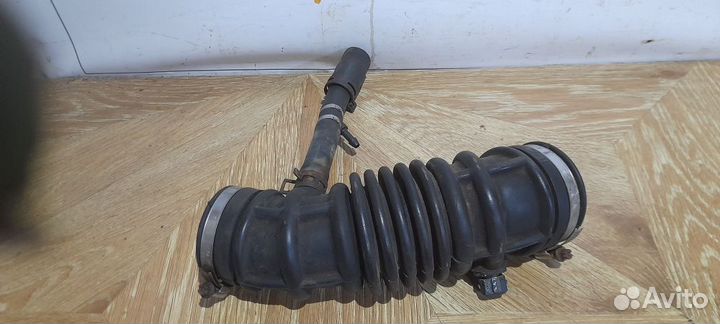 Патрубок воздушного фильтра Chevrolet Lanos