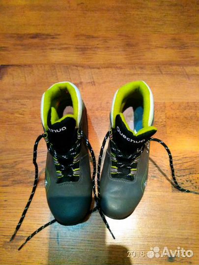 Лыжные ботинки