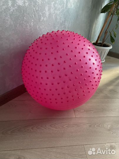 Гимнастический мяч фитбол