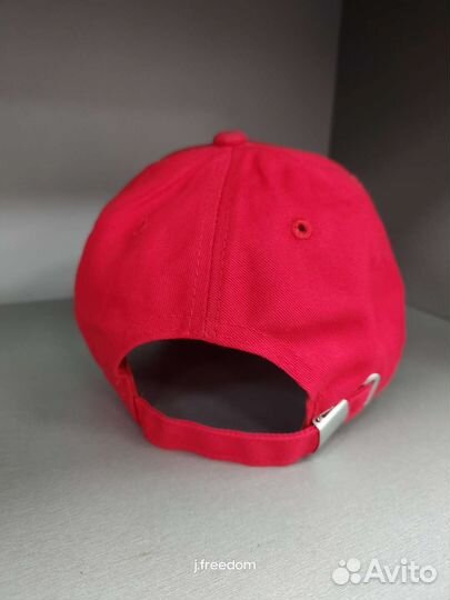 Кепка бейсболка Hyundai красная