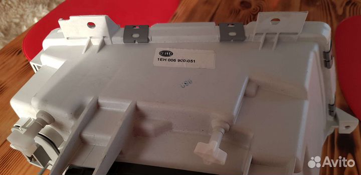 Фара левая передняя на Mercedes Sprinter