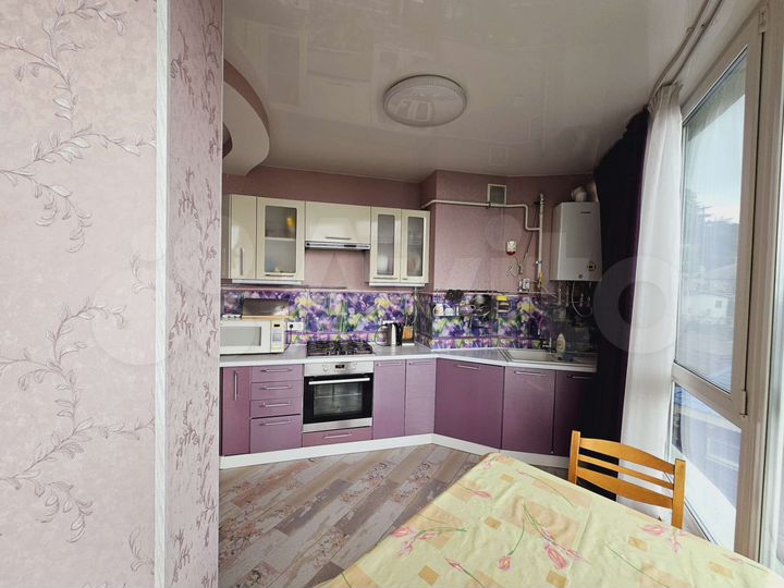 3-к. квартира, 75 м², 1/3 эт.