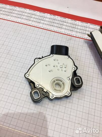 Датчик положения селектора АКПП ford focus