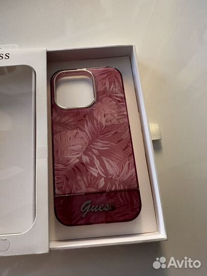 Чехол Guess на iPhone 14 pro