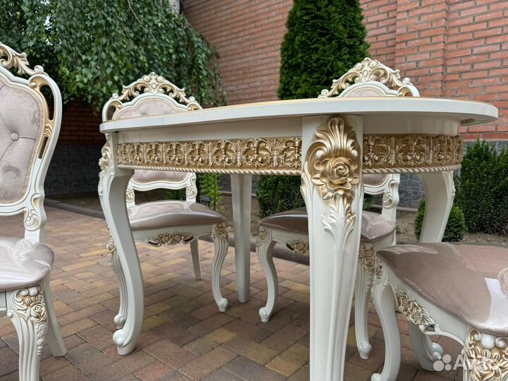 Столы и стулья. в наличии