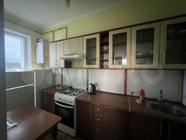 2-к. квартира, 70 м², 4/4 эт.