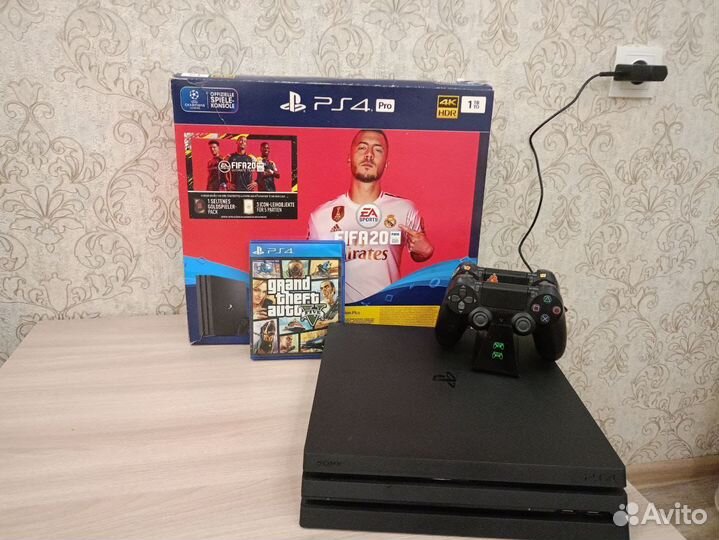 Sony playstation 4 PS4 pro 1tb