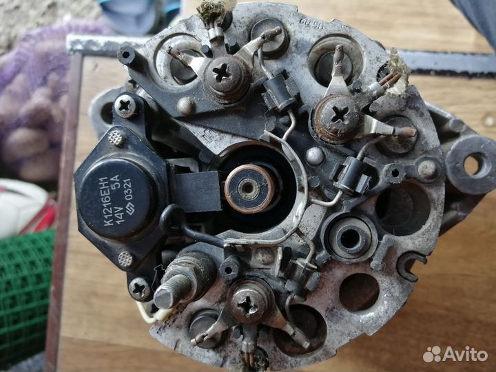 Генератор Ваз (передний привод) 2112-370101