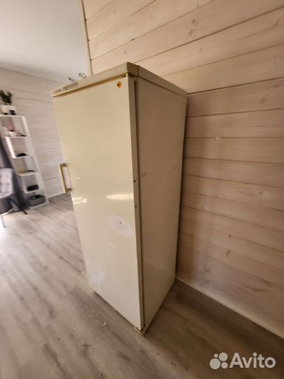 Холодильник stinol