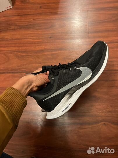 Кроссовки мужские nike беговые