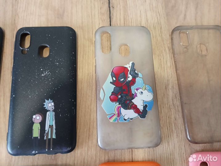 Чехлы на Samsung A 40 цена за все