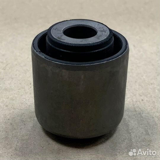 Сайлентблок задней цапфы Honda Accord