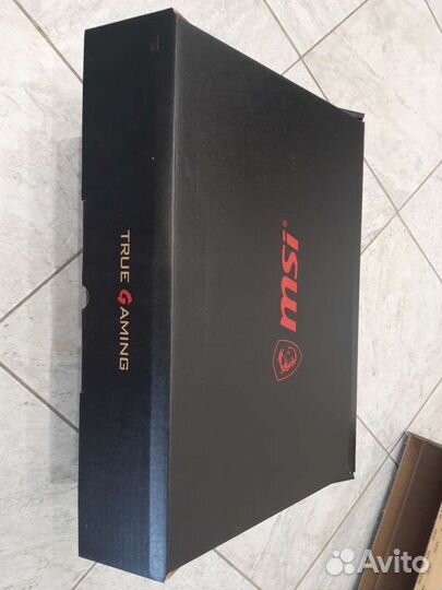 Ноутбук новый на гарантии