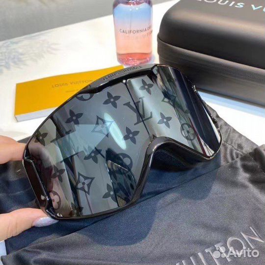 Горнолыжные очки Louis Vuitton