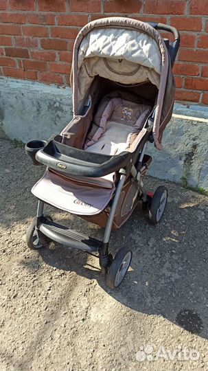 Прогулочная коляска