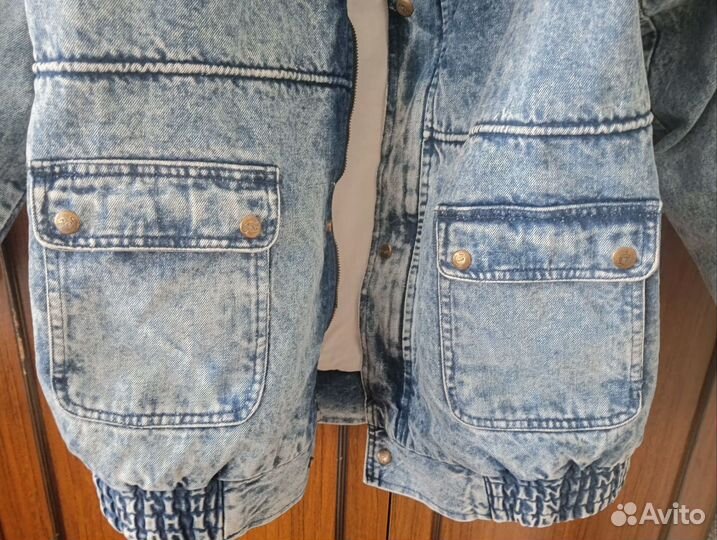 Джинсовая куртка