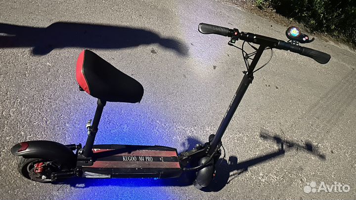 Электросамокат kugoо м 4 про,500 ватт13Ah бу