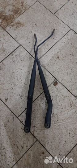 Поводок дворников Chevrolet Cruze