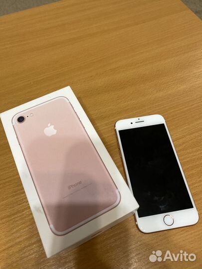 iPhone 7, 32 ГБ