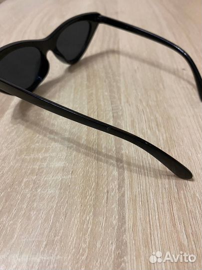 Солнцезащитные очки женские