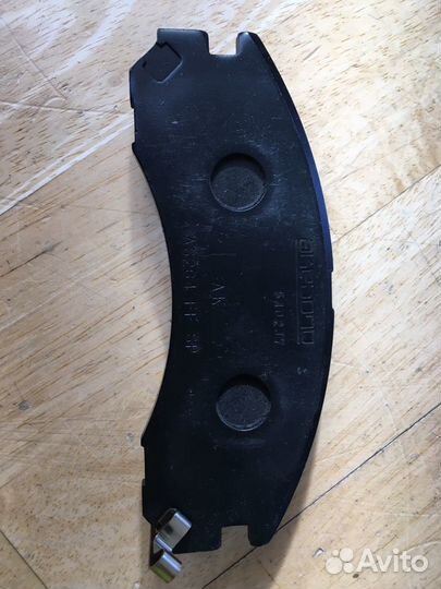 Колодки тормозные Митсубиси (Mitsubishi)