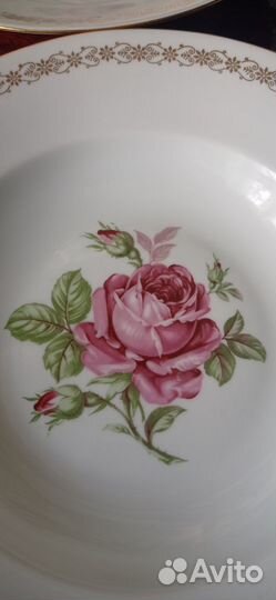 Тарелки(Чехия) -6 шт. Ваза. Чайные пары-6шт