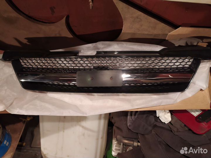 Решетка радиатора aveo t200